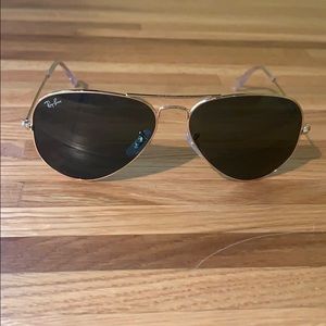 Barley worn Rayban Aviators